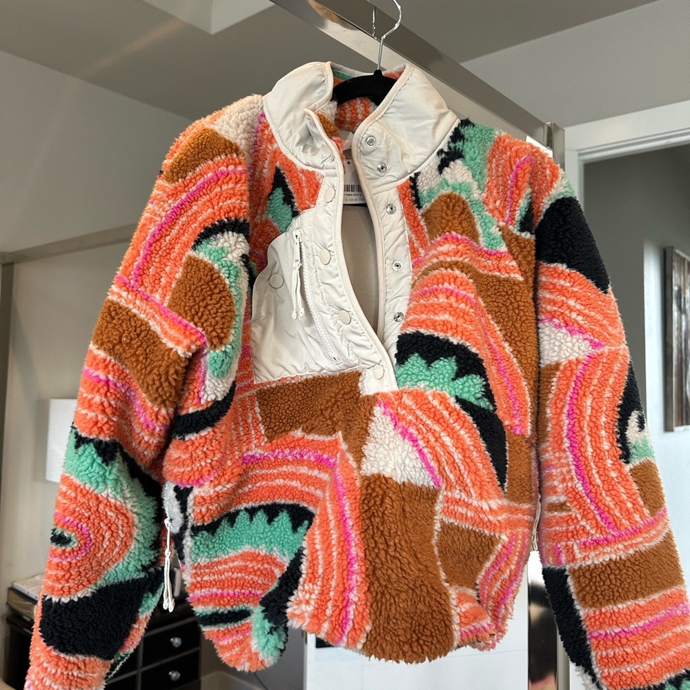 Brand new Free People Movement cozy pullover jacket.